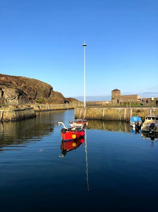 Coastal Bungalow, Sleeps 5 And Ideal For Walkers Amlwch Extérieur photo